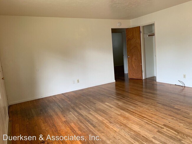 Foto del edificio - 2426-2440 NW Grant Ave