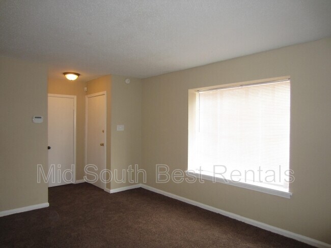 Building Photo - 5709 Myers Rd