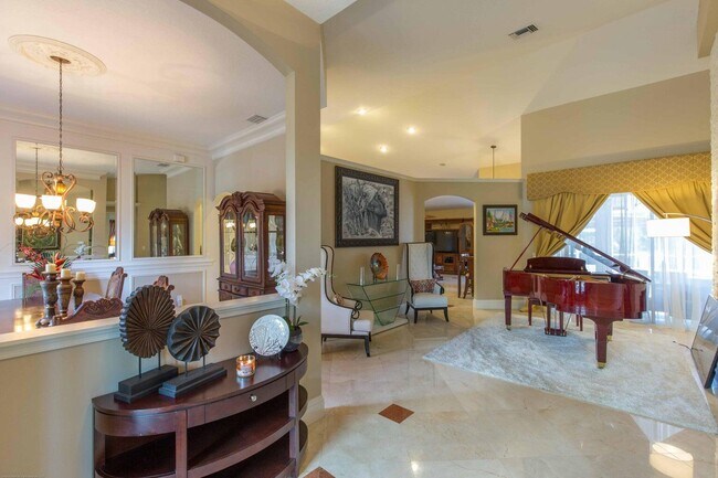 Building Photo - 14816 Stirrup Ln