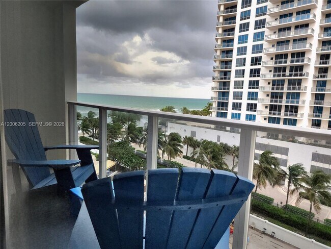 Foto del edificio - 3505 S Ocean Dr