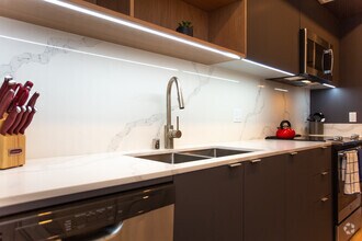 Studio-419 SF - Prizma
