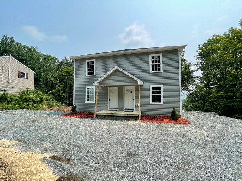 36 Summit St, Orange, MA 01364 Condo for Rent in Orange, MA