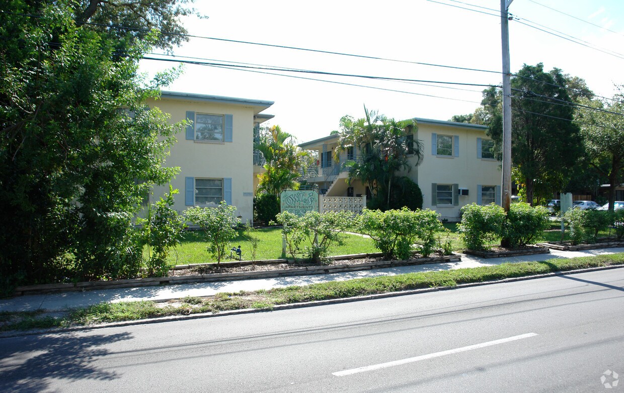 Building Photo - 1147 16th St N