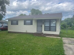 Building Photo - 216 Meadow Park Dr