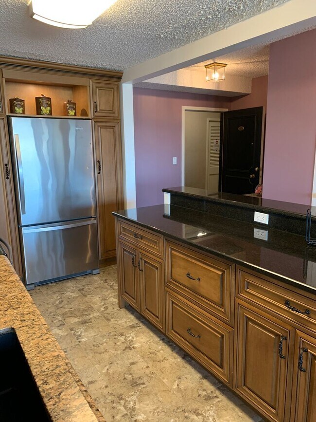 Building Photo - SP155