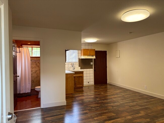 Foto del edificio - 12646 Ralston Ave