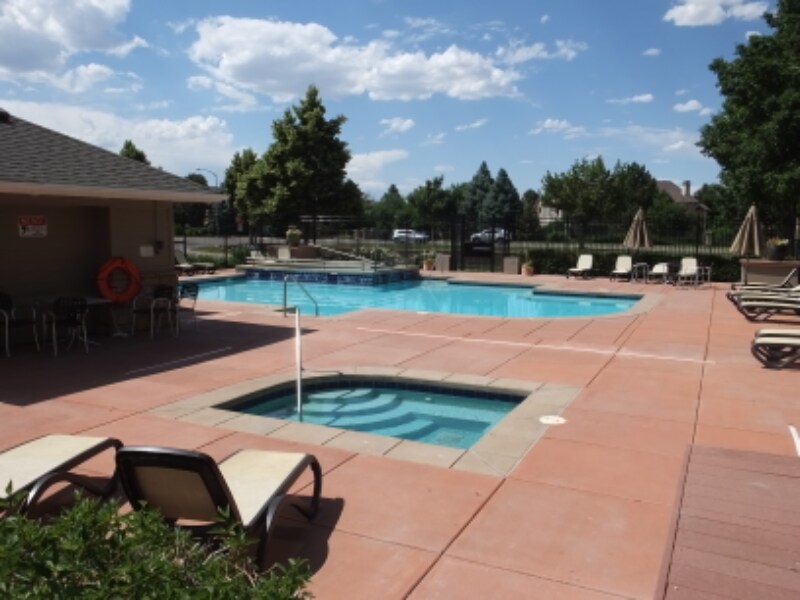 Foto principal - 1535 S Florence Way