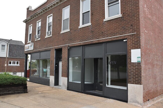 Foto del edificio - 5500 S Kingshighway Blvd