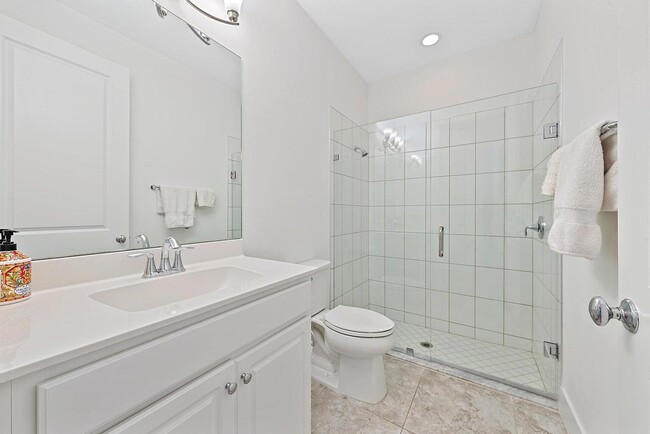 Foto del edificio - 12913 Alton Rd