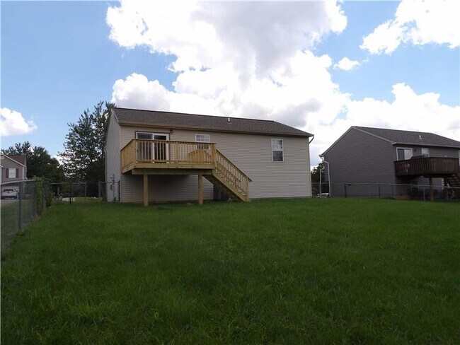 Photo - 62 Pine Top Dr House