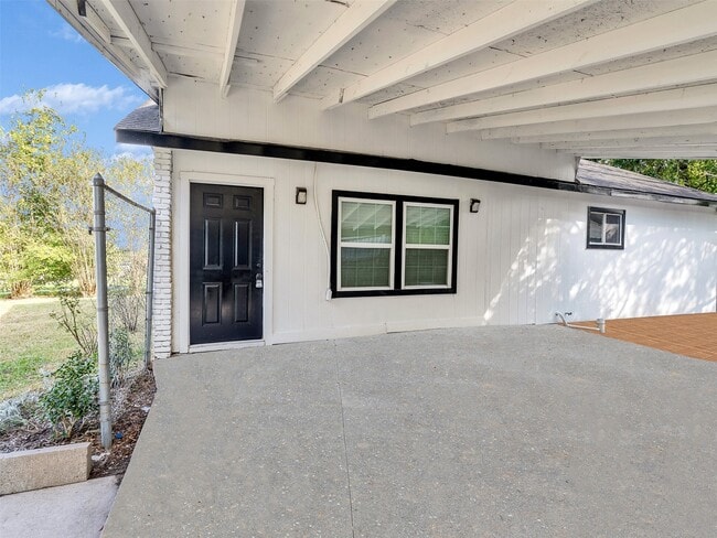 Building Photo - 4418 Dacca Dr