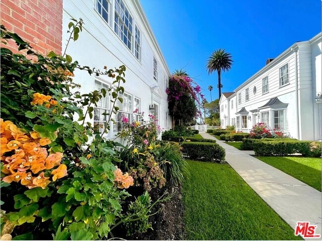 Building Photo - 849 Ocean Ave