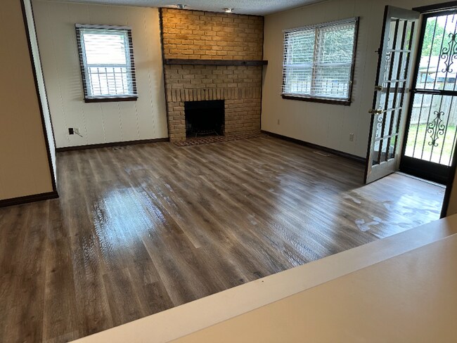 Foto del edificio - 3346 E Whiteside St