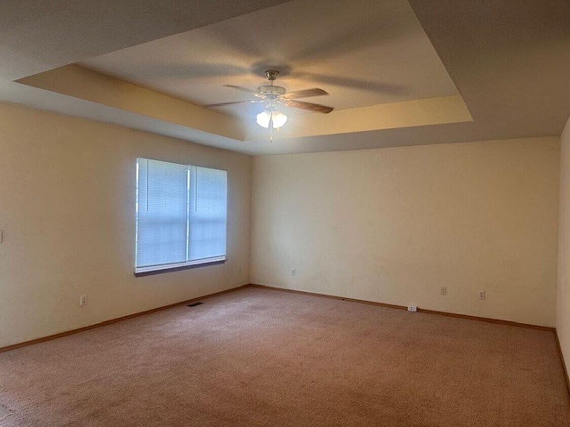 Foto del edificio - All brick 3 bed 2 bath home in SE Springfi...