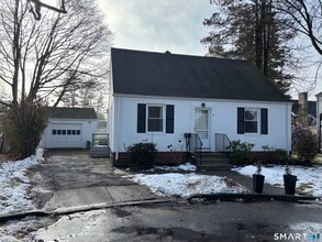 Building Photo - 9 S Pine Creek Ct