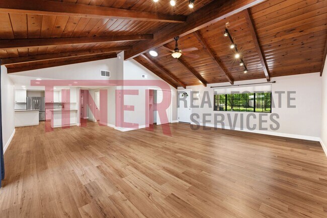 Building Photo - Spacious Corner Home in Rancho Cordova