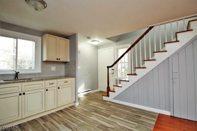 Foto del edificio - 50 Anderson Hill Rd
