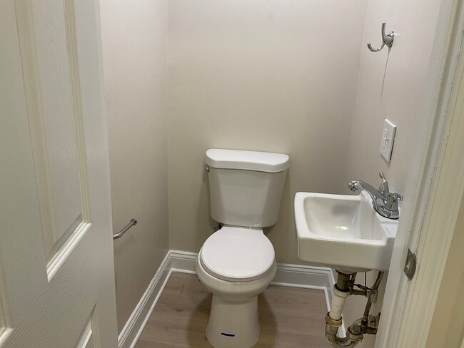 Foto del edificio - 5465 Pine St