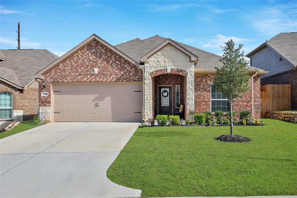 Primary Photo - 21310 Echo Manor Dr