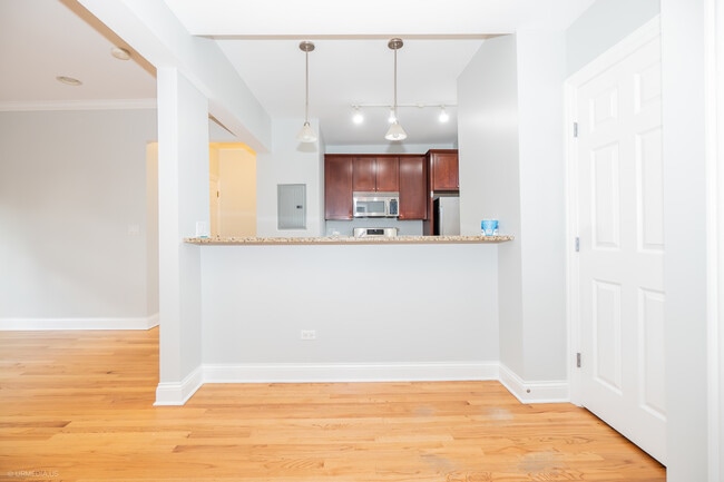 Foto del edificio - 2608 W Leland Ave