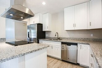 Building Photo - 8513 E Mariposa Dr