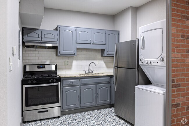 Estudio - Cocina de 650 pies cuadrados - 32 Central Apartments