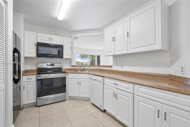 Foto del edificio - 3417 NW 44th St