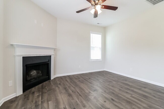 Foto del edificio - 113 Pumpkin Hill Ridge