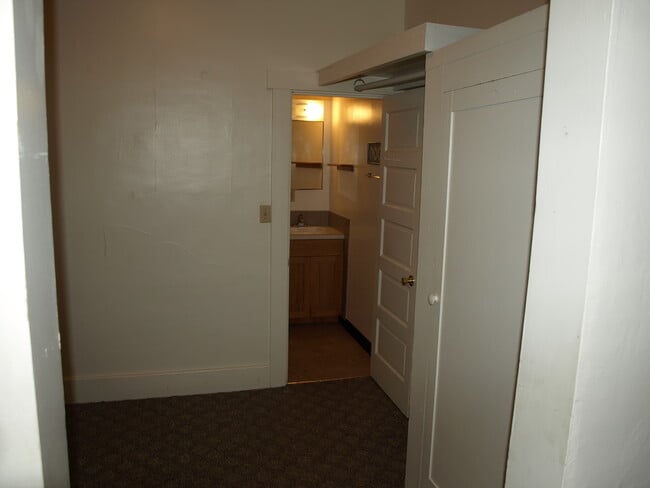 Bedroom to bathroom - 413 Front St