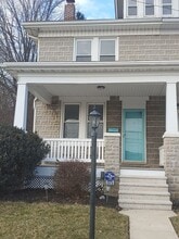 Building Photo - 213 Martin St