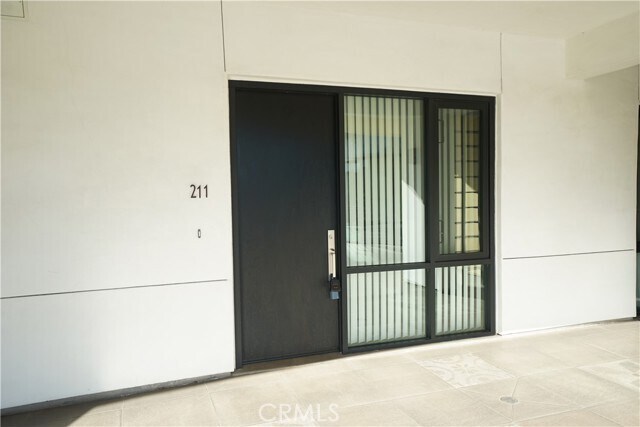 Foto del edificio - 210 N Monterey St