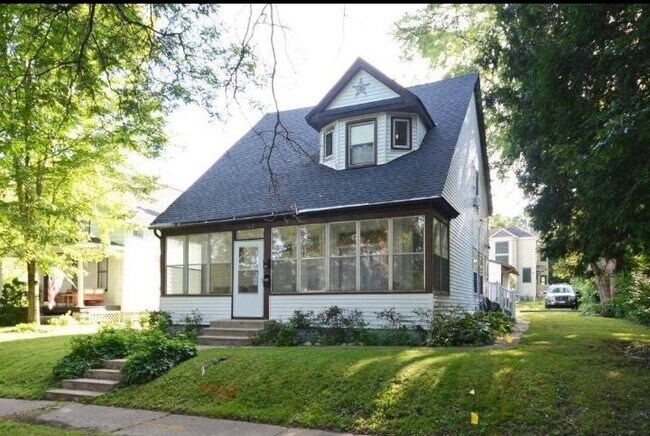 Foto del edificio - 762 Delaware Ave