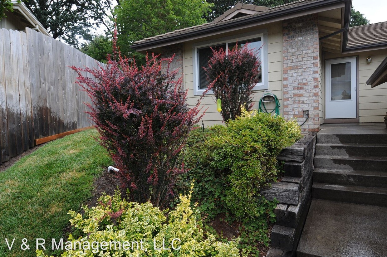 Primary Photo - 1485-1487 Woodside Ct SE