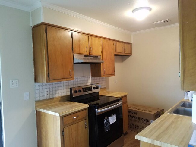 Building Photo - 12917 Gholson Rd