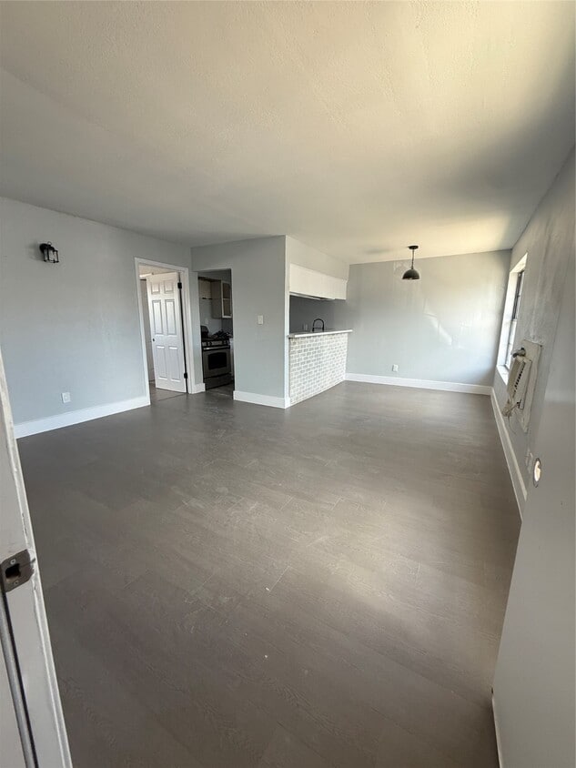 Foto principal - 1125 Ann St