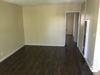 Primary Photo - 6351 Linden Ave