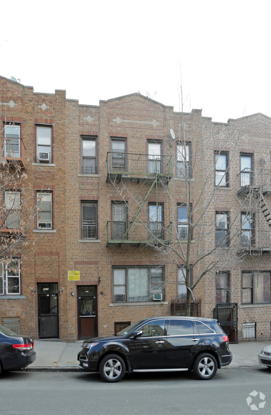 Foto del edificio - 3212 Bainbridge Ave
