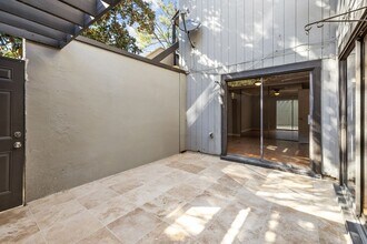 Building Photo - 3350 Altamont Rd S