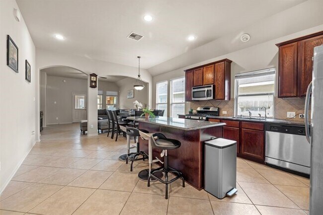 Building Photo - 12610 Redbud Villa Lane