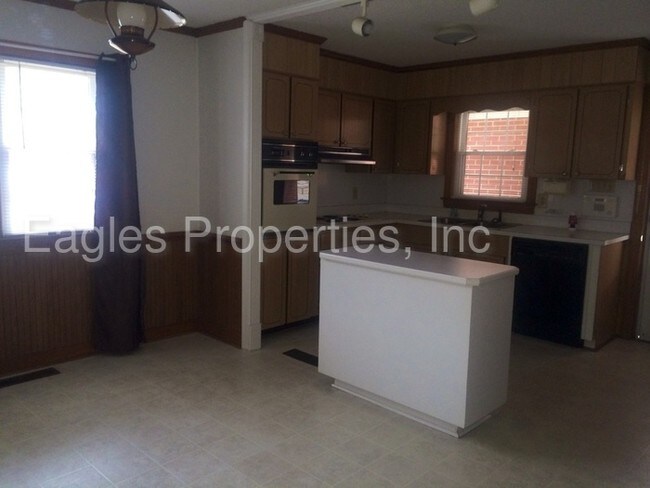 Foto del edificio - 248 Forest Knolls Rd Goldsboro, NC 27534
