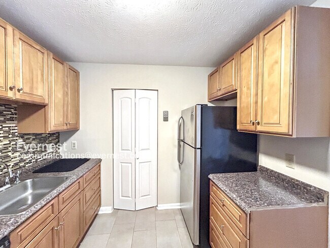 Foto del edificio - 1461 Springleaf Cir SE