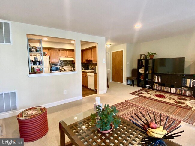 Foto del edificio - 111 Worlidge Ct