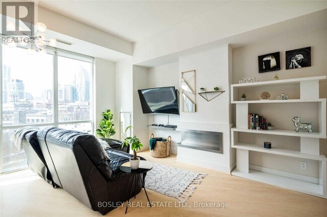 Building Photo - 112 George St