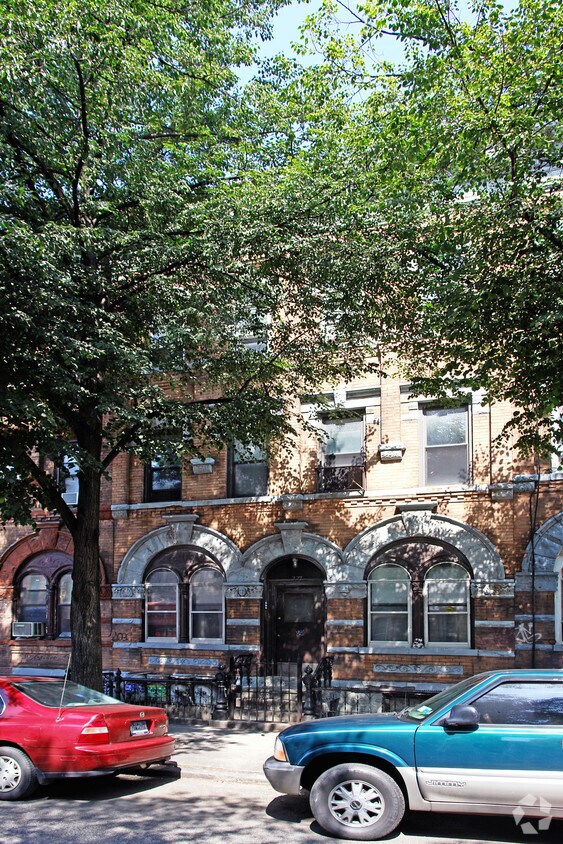 Building Photo - 227 Stanhope St