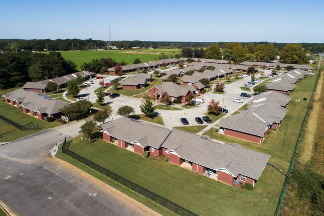 Foto del edificio - 17962 Arrowhead Drive