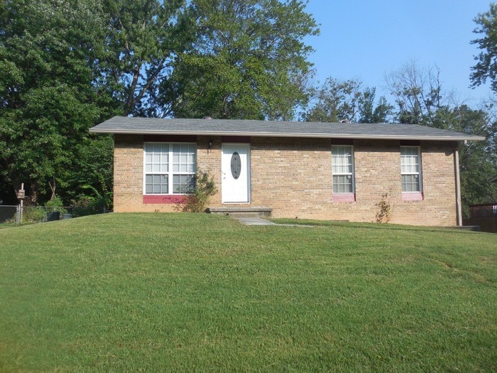 Primary Photo - 6413 Shrewsbury Dr