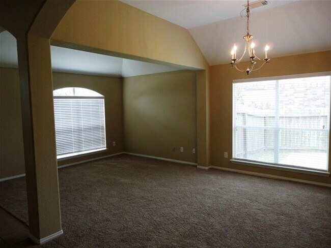 Building Photo - 2918 Meridian Bay Ln
