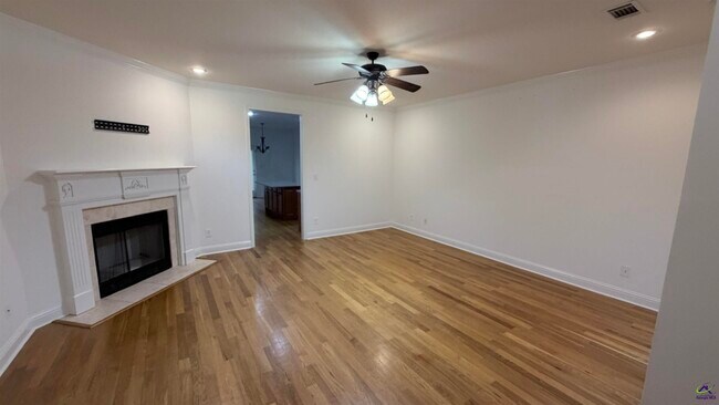 Foto del edificio - 104 Washington Place Drive