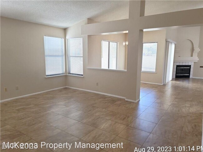 Foto del edificio - 3 br, 2 bath House - 1960 Magnolia Drive