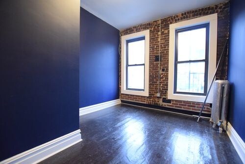 Building Photo - 475 41st St
